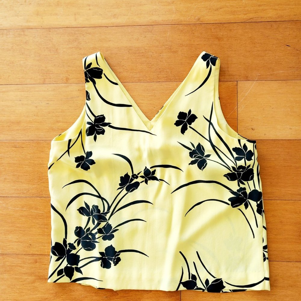 NWOT Bright yellow silk top, 4